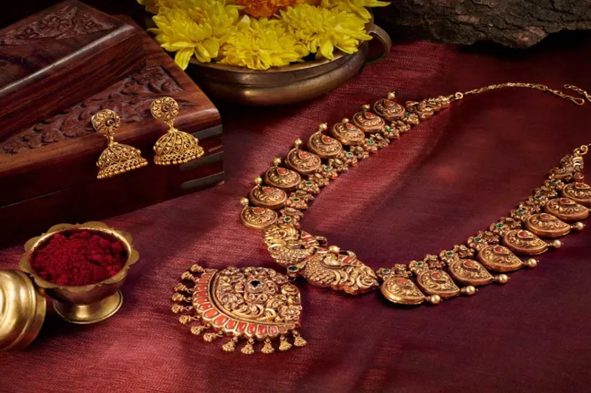 சற்றே உயர்ந்த தங்கம் விலை.. வெள்ளி விலையில் மாற்றமில்லை!