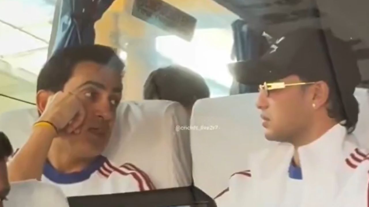 என்னவா இருக்கும்? அபிஷேக் சர்மாவுடன் கெளதம் கம்பீர் உரையாடும் வீடியோ இணையத்தில் வைரல்!