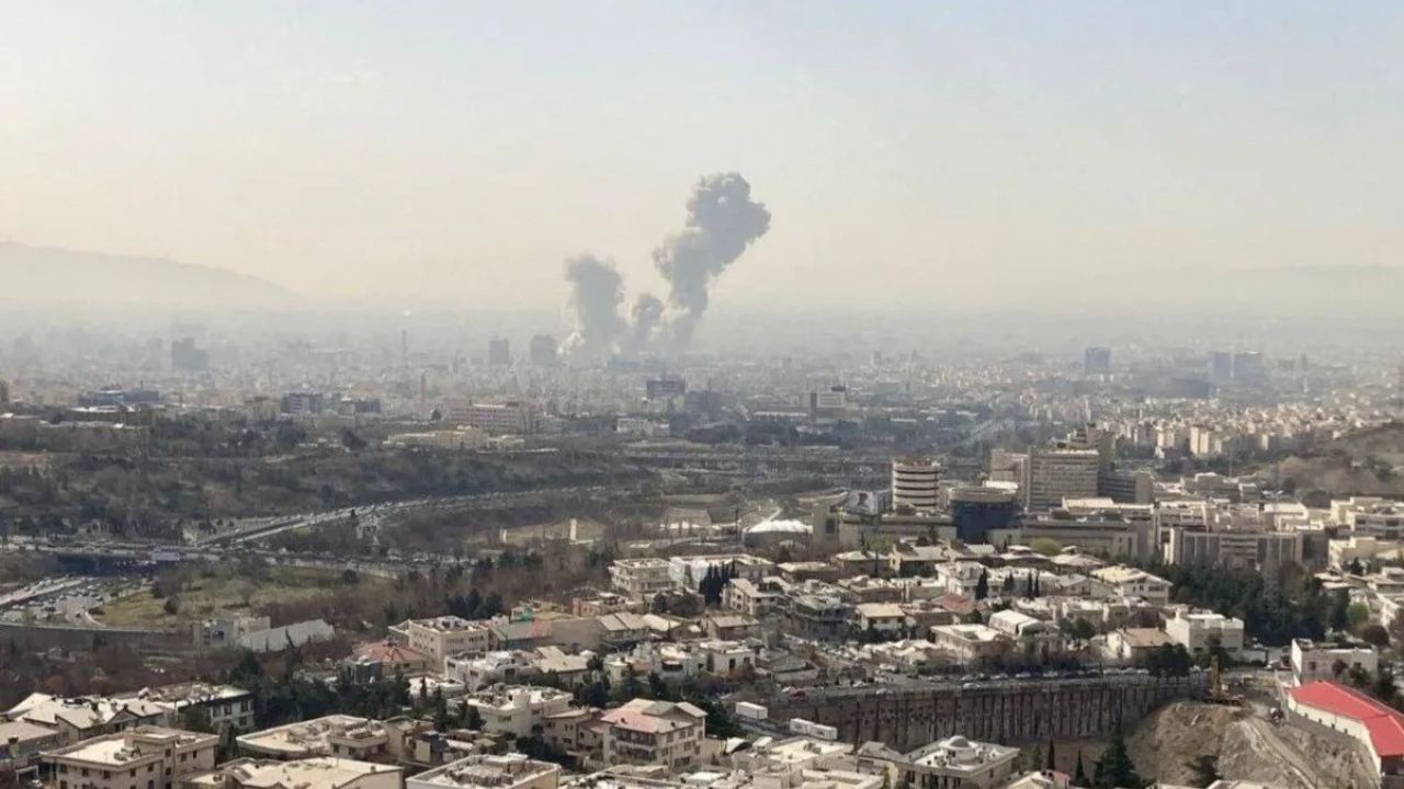 வளைகுடா நாடுகளில் போர் பதற்றம்: ஈரான் மீது இஸ்ரேல் வான்வழித் தாக்குதல்!