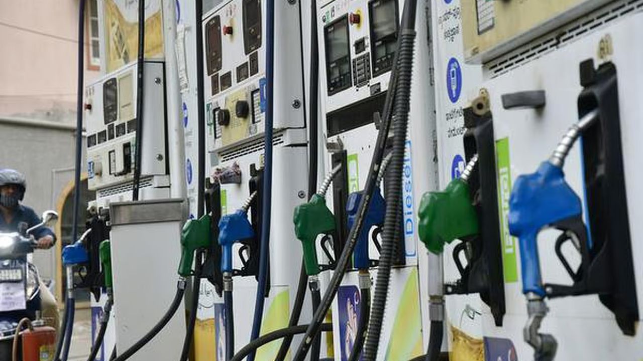 மத்திய கிழக்கில் போர்: இந்தியாவில் பெட்ரோல் - டீசல் தட்டுப்பாடு ஏற்படுமா?