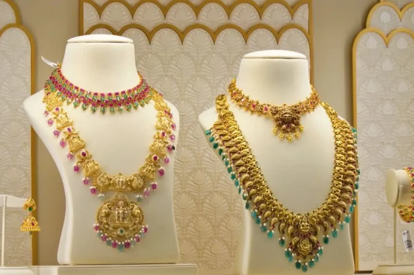 நகை பிரியர்களுக்கு ஹேப்பி நியூஸ்.. 2-வது நாளாக தங்கம் விலை சரிவு!