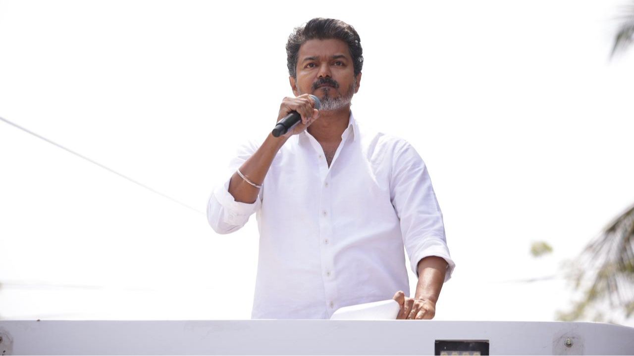 முதல் நாளே இப்படியா? விஜய் பிரசாரம் பாதியில் ரத்து!