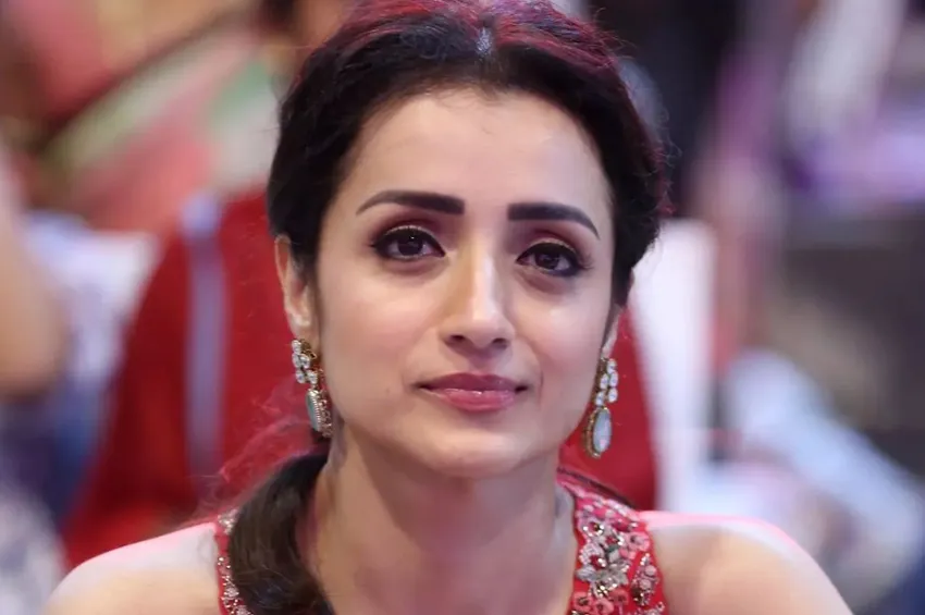 சென்னையில் பரபரப்பு.. நடிகை திரிஷா வீட்டுக்கு வெடிகுண்டு மிரட்டல்!