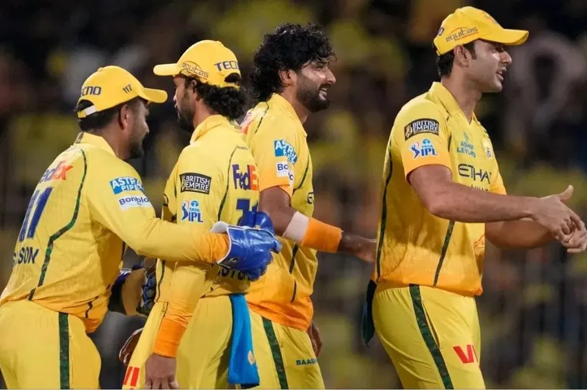 சிஎஸ்கே அணிக்கு பின்னடைவு: முக்கிய வீரர் விலகல்!