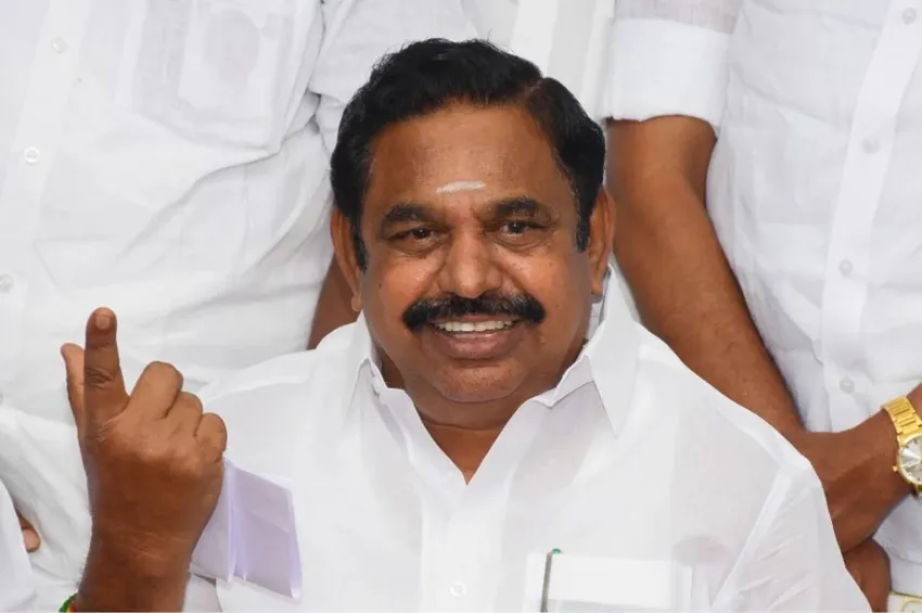 இளைஞர்களுக்கு பைக் வாங்க ரூ.10,000 மானியம்: கூடுதல் வாக்குறுதிகளை வெளியிட்டது அதிமுக!