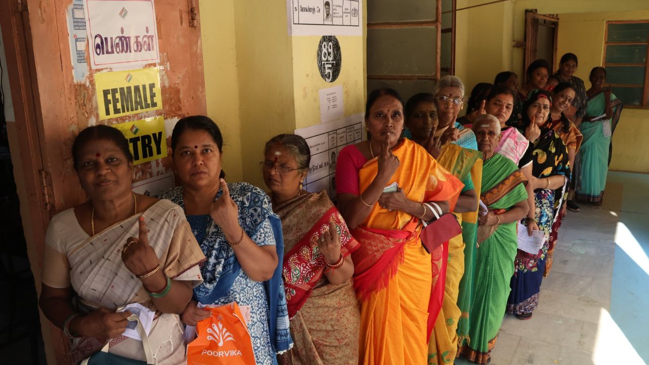 TN Election 2026: 11 மணி நிலவரம்: 2 கோடியே 15 லட்சத்து 40 ஆயிரம் வாக்குகள் பதிவு! 