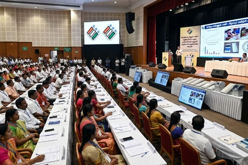 வாக்கு எண்ணிக்கைக்கான முன்னேற்பாடு: சென்னையில் நாளை தேர்தல் அதிகாரிகளுக்குச் சிறப்புப் பயிற்சி!