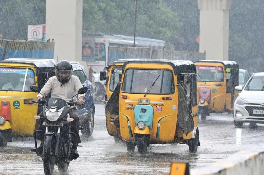 TN Weather: தமிழகத்தில் அடுத்த 2 நாட்களுக்கு கனமழை பெய்ய வாய்ப்பு!
