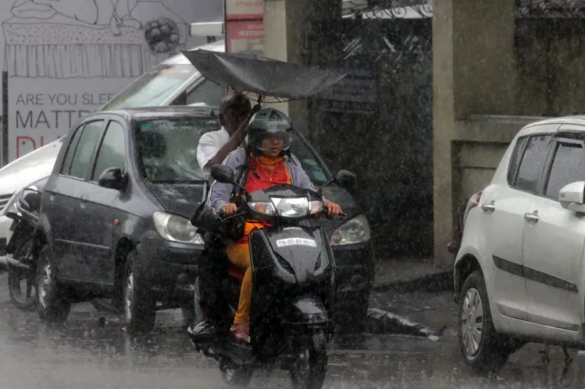 TN Weather: தஞ்சை, திருவாரூர் உள்ளிட்ட 19 மாவட்டங்களுக்கு கனமழை எச்சரிக்கை!