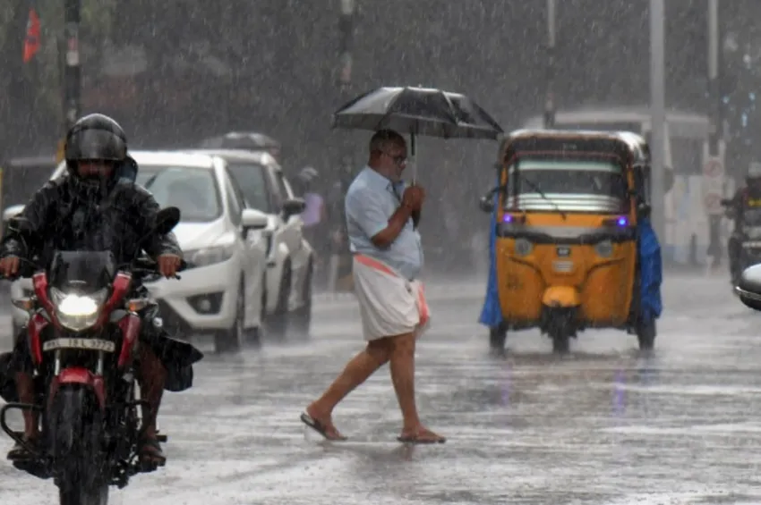 TN Weather: நாளை 4 மாவட்டங்களுக்கு மிக கனமழை எச்சரிக்கை!