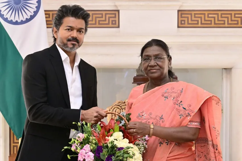 டெல்லியில் முதல்வர் விஜய்: குடியரசுத் தலைவருடன் சந்திப்பு!