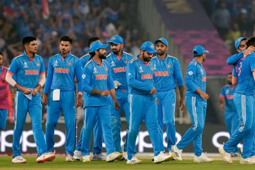 ICC தரவரிசையில் இந்தியா முதலிடம்; 119 புள்ளிகளுடன் முன்னிலை !