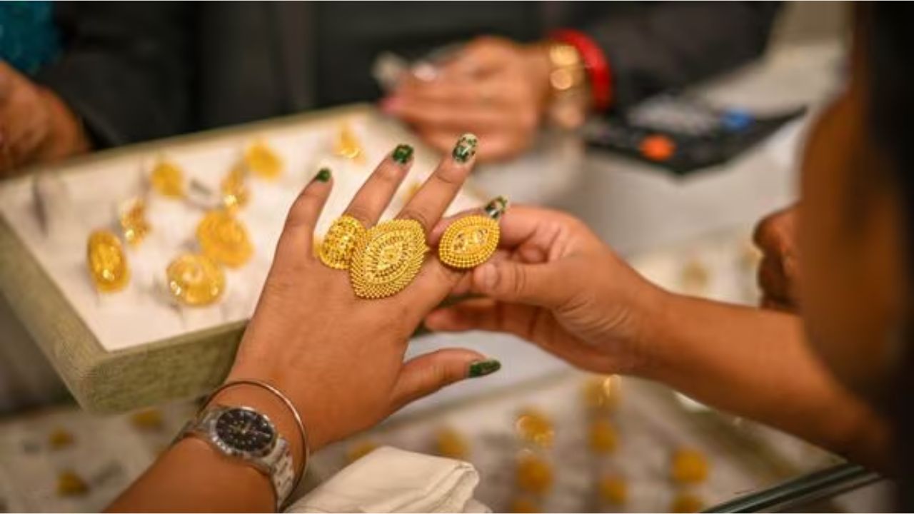 வாரத்தின் இறுதியில் ஷாக்.. 2-வது நாளாக தங்கம் விலை உயர்வு!