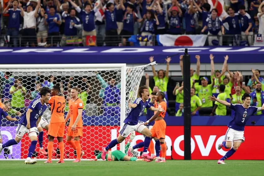FIFA: அனல் பறந்த நெதர்லாந்து - ஜப்பான் ஆட்டம்: கடைசி நேரக் கோலால் மேட்ச் 'டிரா'! FIFA: அனல் பறந்த நெதர்லாந்து - ஜப்பான் ஆட்டம்: கடைசி நேரக் கோலால் மேட்ச் 'டிரா'!