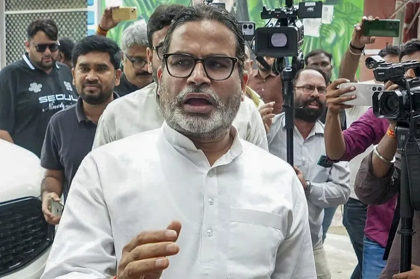 பீகார் இடைத்தேர்தல்: பாஜக கோட்டையில் பிரசாந்த் கிஷோர் முன்னிலை!