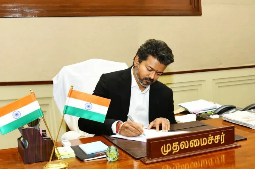 தமிழக மீனவர்களை மீட்க தூதரக நடவடிக்கை தேவை; மத்திய அமைச்சருக்கு முதலமைச்சர் விஜய் கடிதம்! தமிழக மீனவர்களை மீட்க தூதரக நடவடிக்கை தேவை; மத்திய அமைச்சருக்கு முதலமைச்சர் விஜய் கடிதம்!