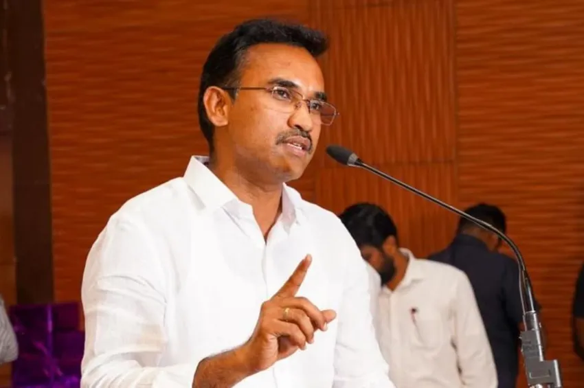 அந்த வார்த்தையை சொல்லிருக்க கூடாது..! வருத்தம் தெரிவித்த அமைச்சர் அருண்ராஜ்! அந்த வார்த்தையை சொல்லிருக்க கூடாது..! வருத்தம் தெரிவித்த அமைச்சர் அருண்ராஜ்!