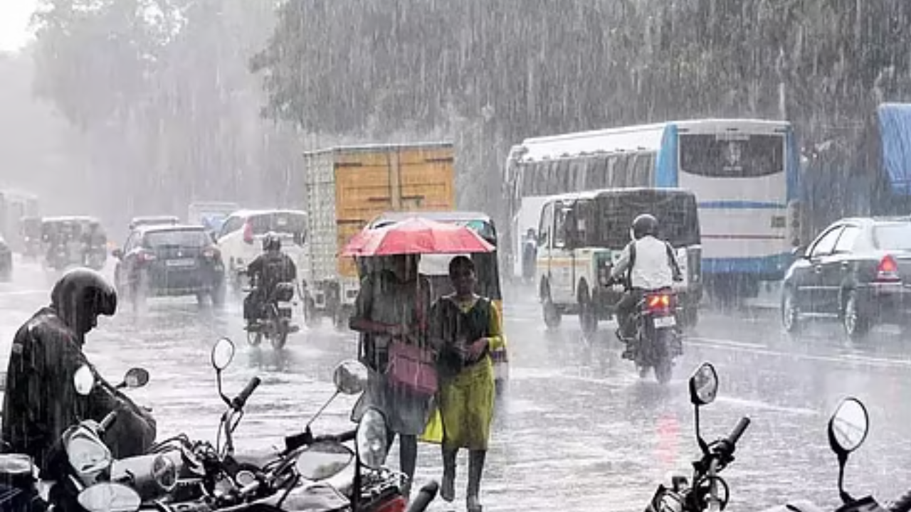 தமிழகத்தில் கனழைக்கு எச்சரிக்கை..... வெளியான வானிலை அப்டேட்!
