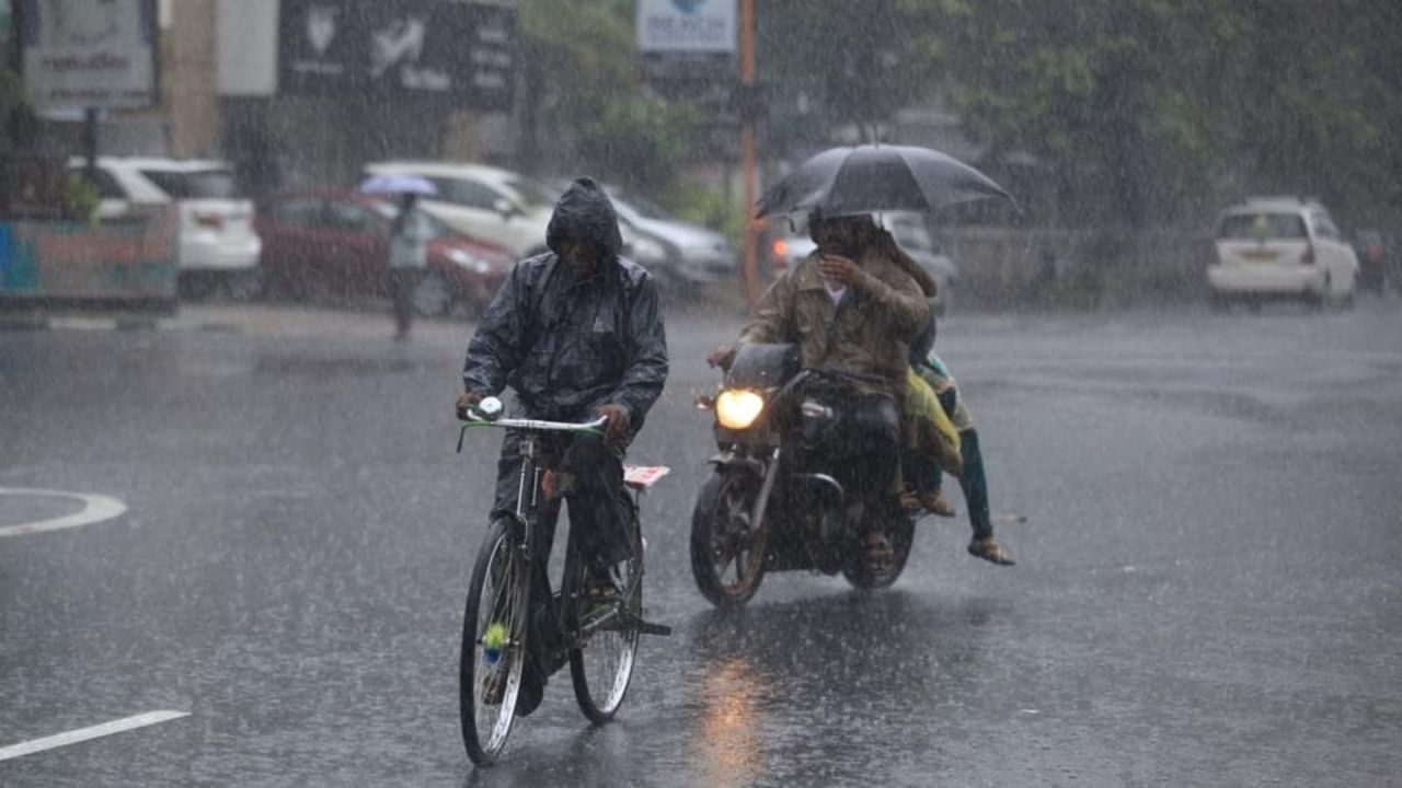 தமிழகத்தில் கொட்டி தீர்க்கப்போகும் கனமழை.. வானிலை மையம் எச்சரிக்கை!