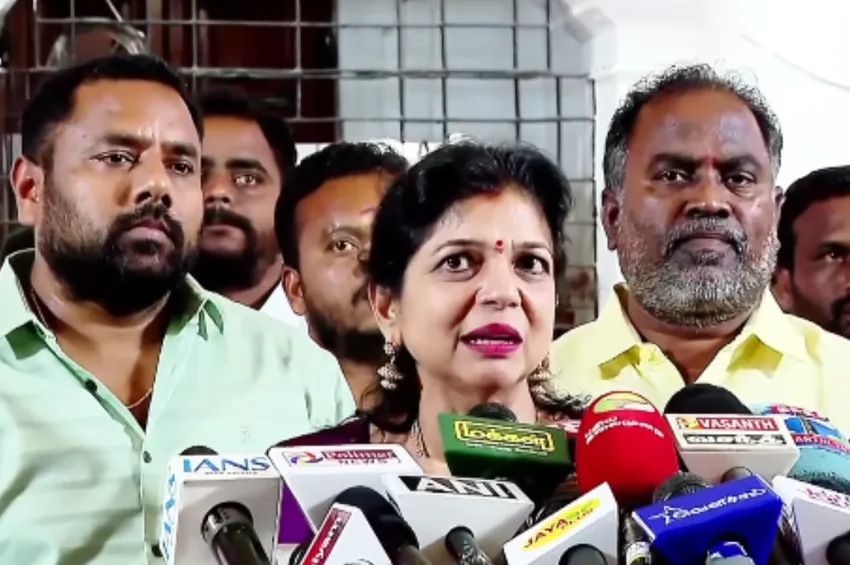 “எங்களுக்கு கார் வேண்டாம்”... அதற்கு பதில் சௌமியா அன்புமணி கேட்டது என்ன? “எங்களுக்கு கார் வேண்டாம்”... அதற்கு பதில் சௌமியா அன்புமணி கேட்டது என்ன?