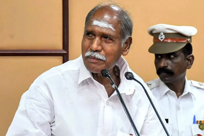 முதல்வர் பதவியை ராஜினாமா செய்ய தயார்.. கூட்டணியில் இருந்து வெளியேற முடிவு?
