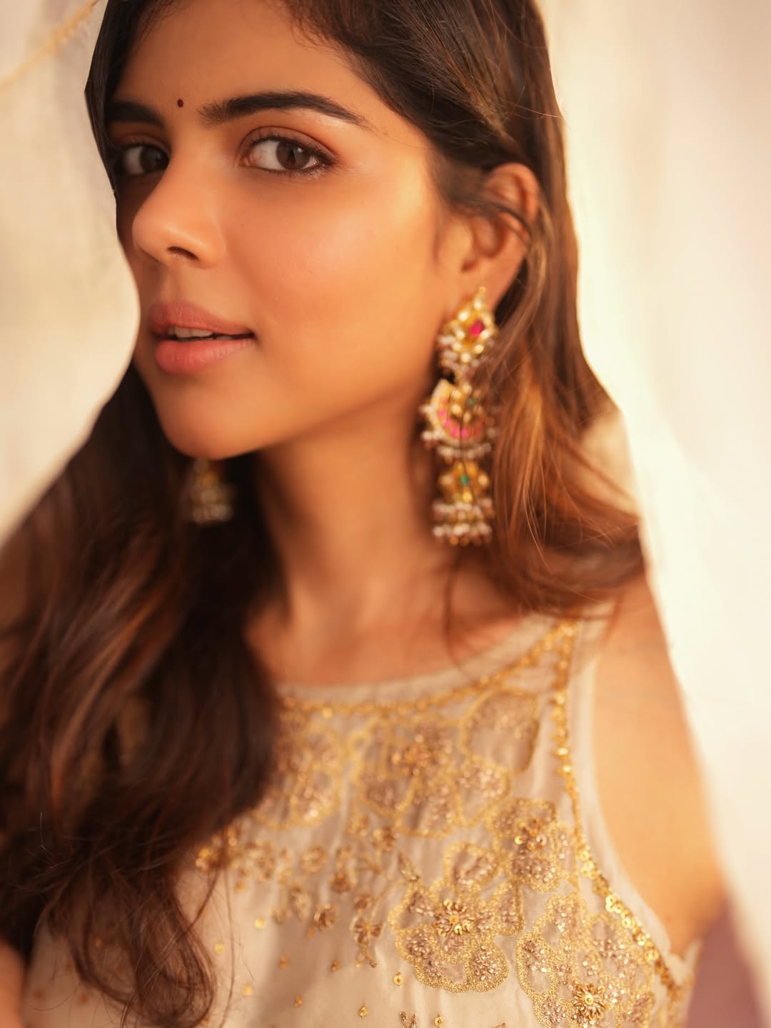 நடிகை கல்யாணி ப்ரியதர்ஷனின் லேட்டஸ்ட் க்ளிக்ஸ்..!