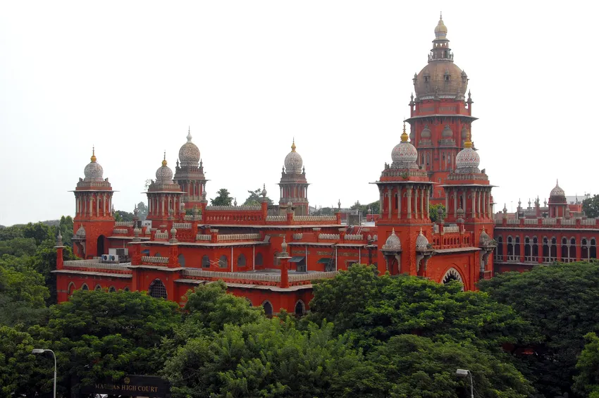 இபிஎஸ்-க்கு எதிரான அவதூறு வழக்கு.. நேரில் ஆஜராக விலக்கு!