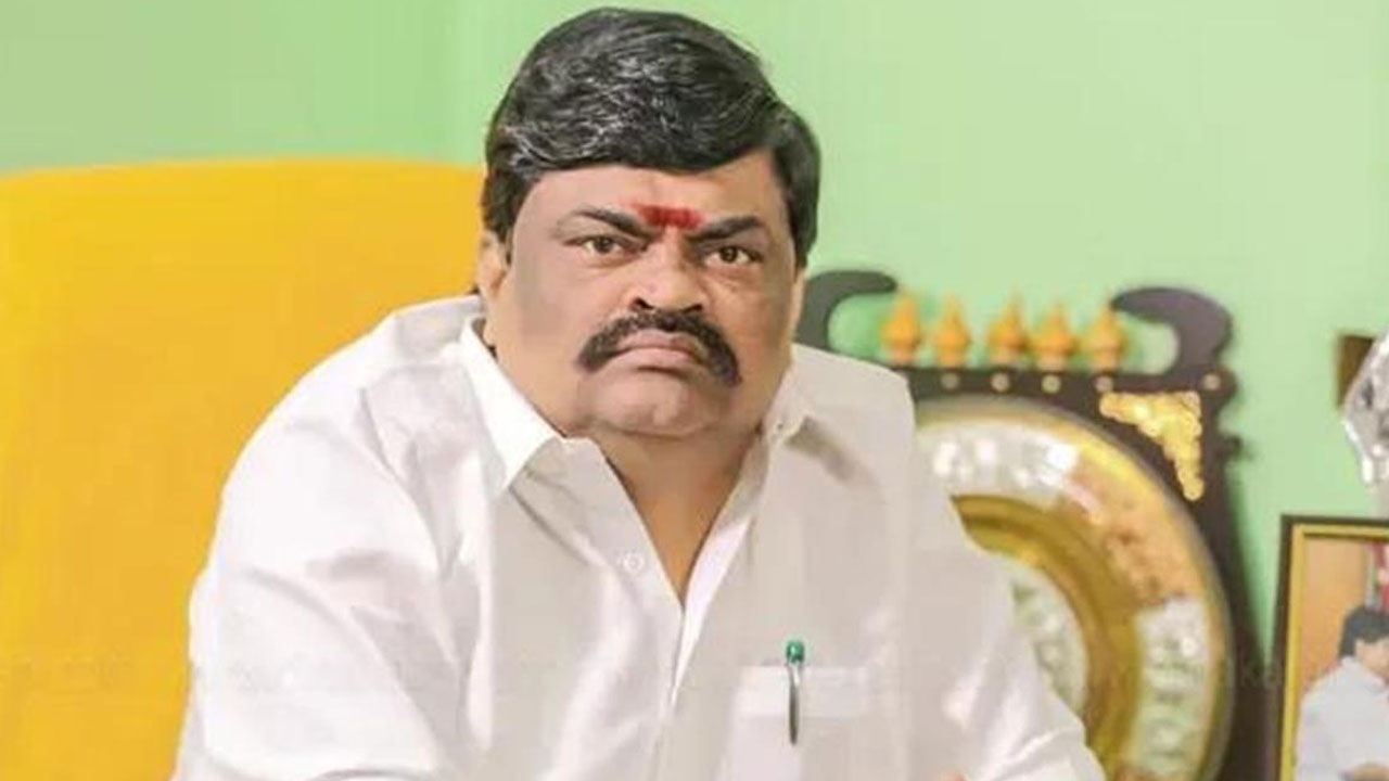 முன்னாள் அமைச்சர் ராஜேந்திர பாலாஜி வழக்கு.. உயர்நீதிமன்றம் அதிரடி உத்தரவு