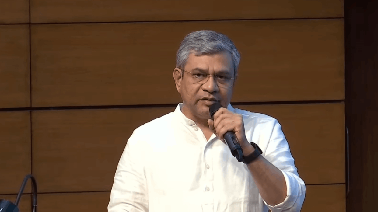 சாதிவாரி கணக்கெடுப்புக்கு ஒப்புதல்.. மத்திய அரசு அதிரடி!