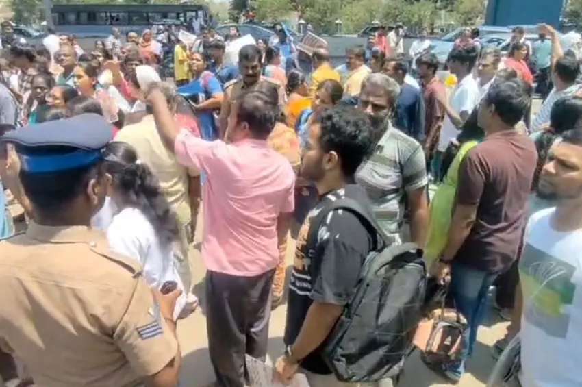  நீட் தேர்வு நிறைவு...மாணவர்கள் சொல்வது என்ன?  