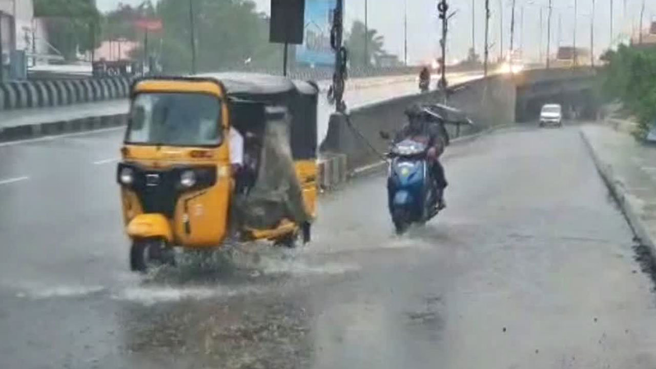 சென்னையில் இடி மின்னலுடன் மழைக்கு வாய்ப்பு...எச்சரிக்கை விடுத்த வானிலை ஆய்வு மையம்